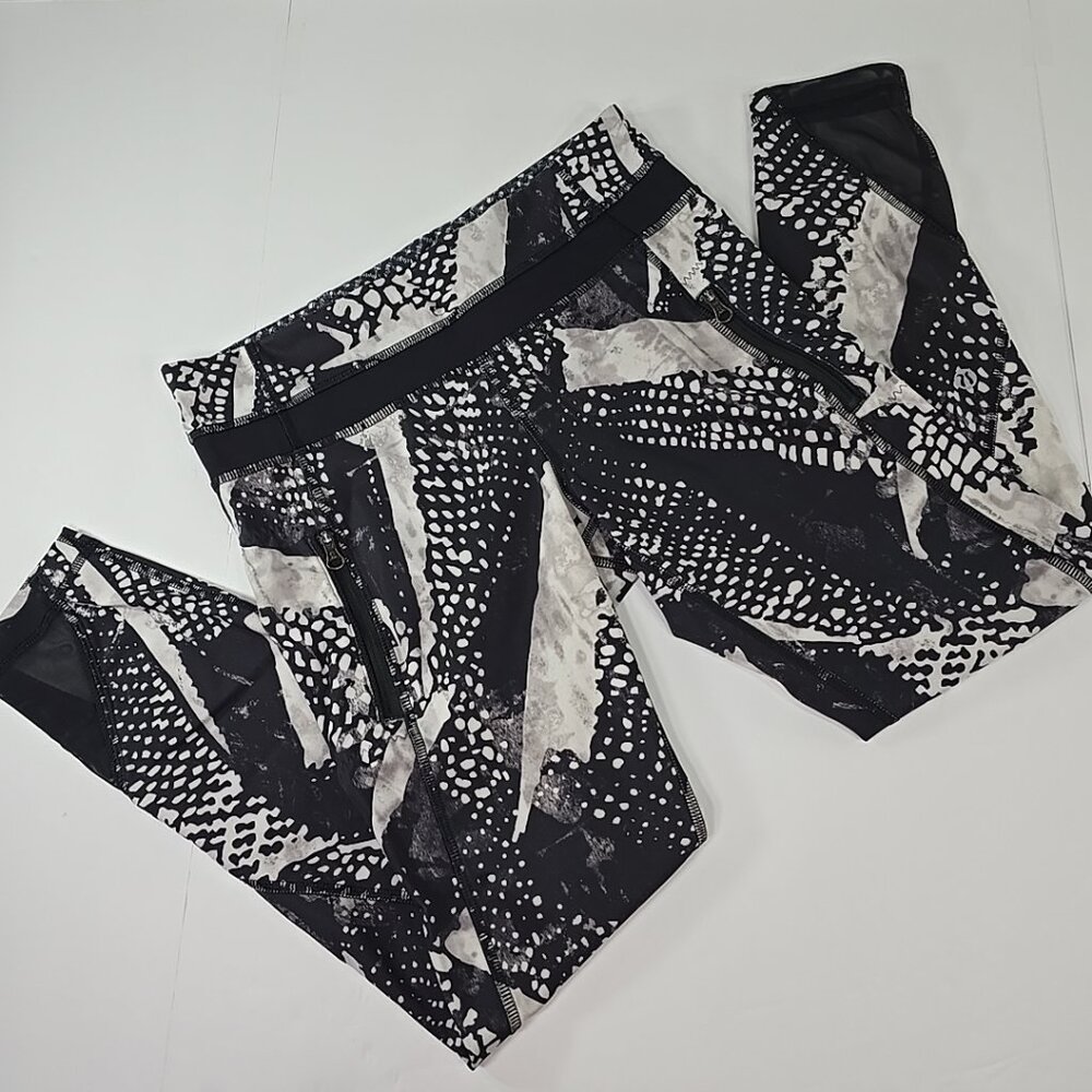 LULULEMON WOMEN'S SIZE 6 INSPIRE TIGHT II MESH LUXTREME STATIC MIST WHITE BLACK.